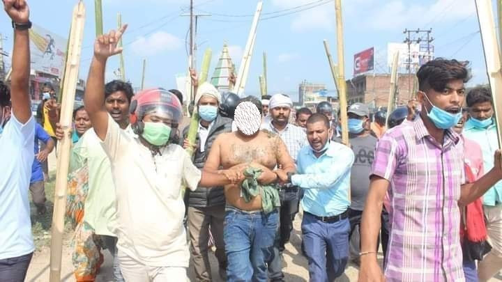 जनमत पार्टीले जनकपुरमा गर्यो जनकार्यवाही, ईन्जिनियरलाई कालोमोसो दलि बजार घुमाईयो